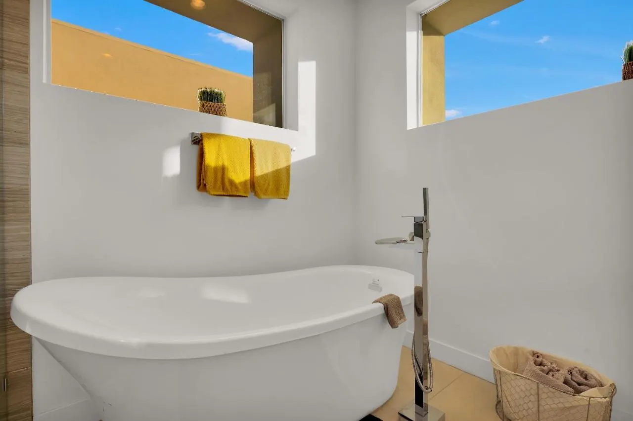Gateway Luxury Resort Style With A Private Pool Palm Springs